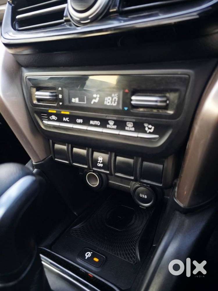 Maruti Suzuki Grand Vitara 1.5 Zeta Plus Intelligent Hybrid Ecvt, 20..