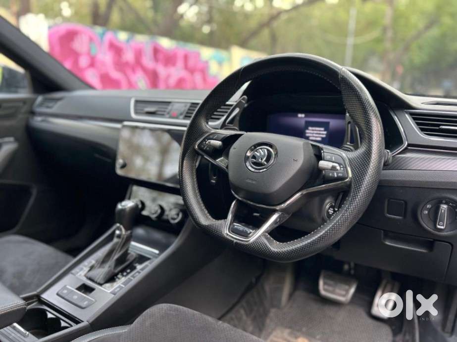 Skoda Superb 2.0 Sportline Tsi At, 2023, Petrol