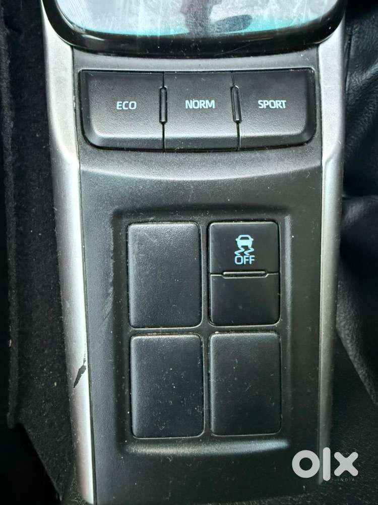 Toyota Fortuner Legender 4x2 At 2.8, 2024, Diesel