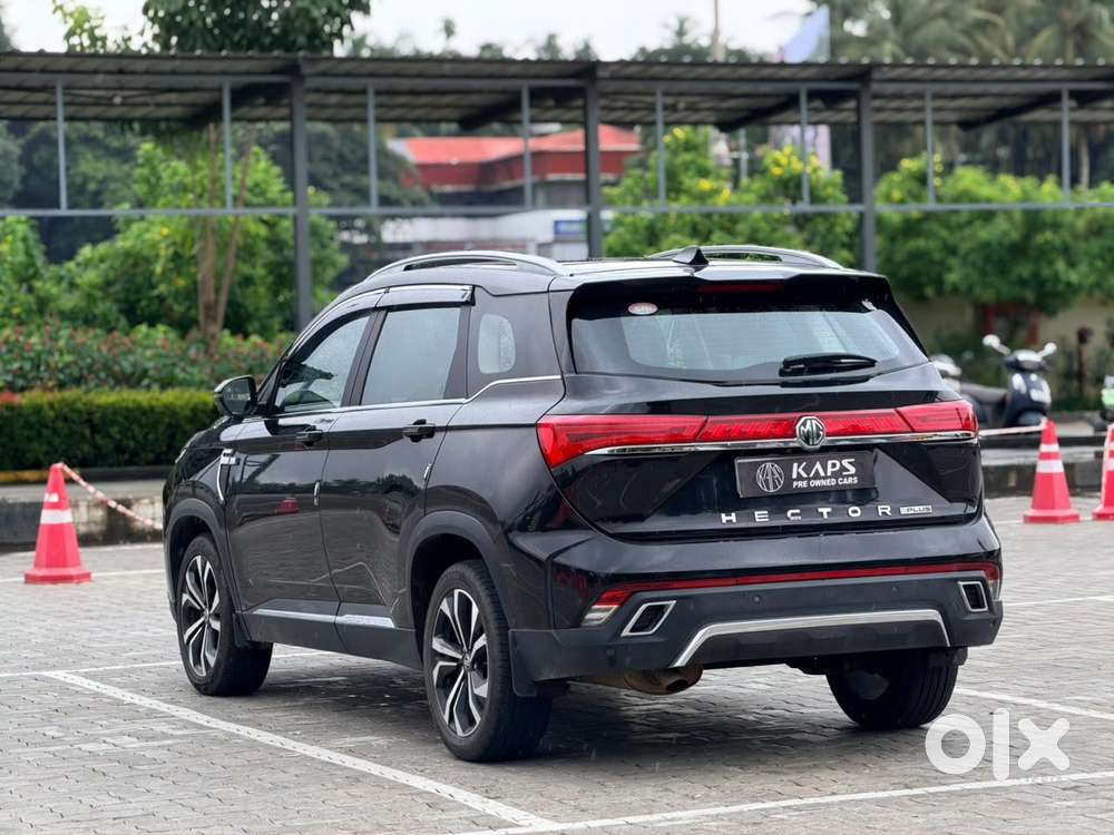 Mg Hector Plus Sharp Dct, 2023, Petrol