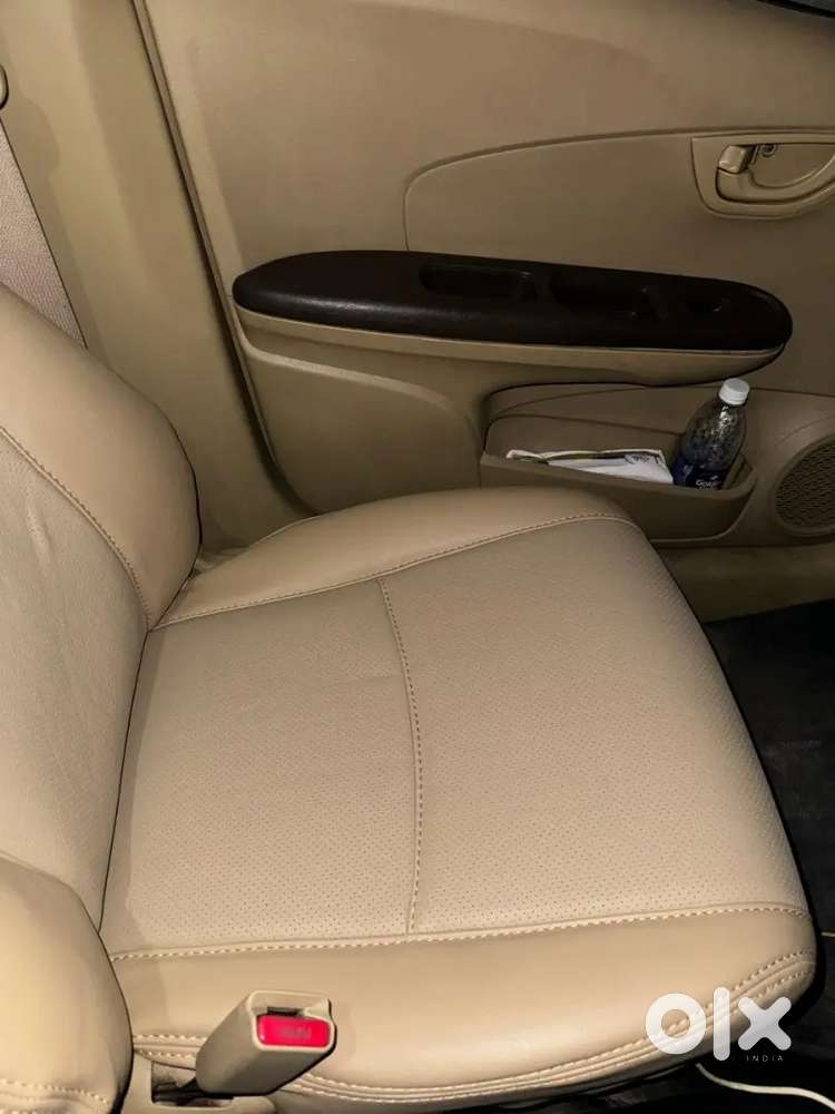 Well Maintained Honda Amaze With Loading