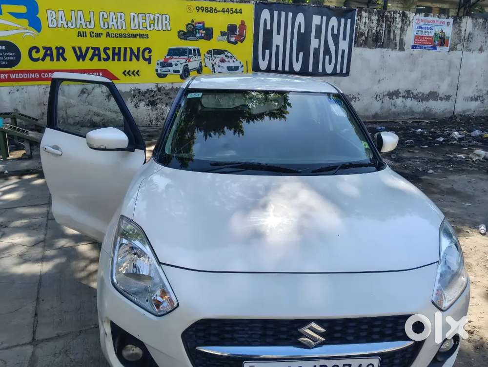 Ek Dum Vadia Gadi Hai