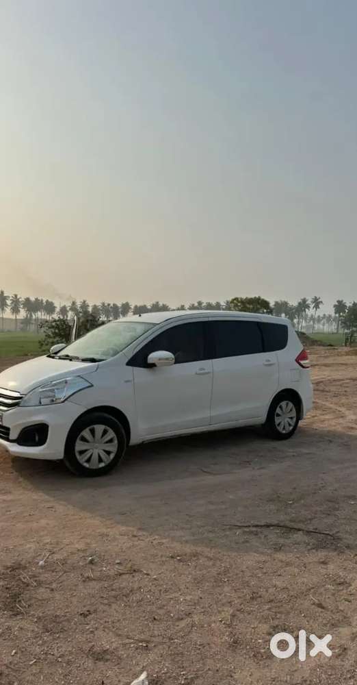 Maruti Suzuki Ertiga 2016