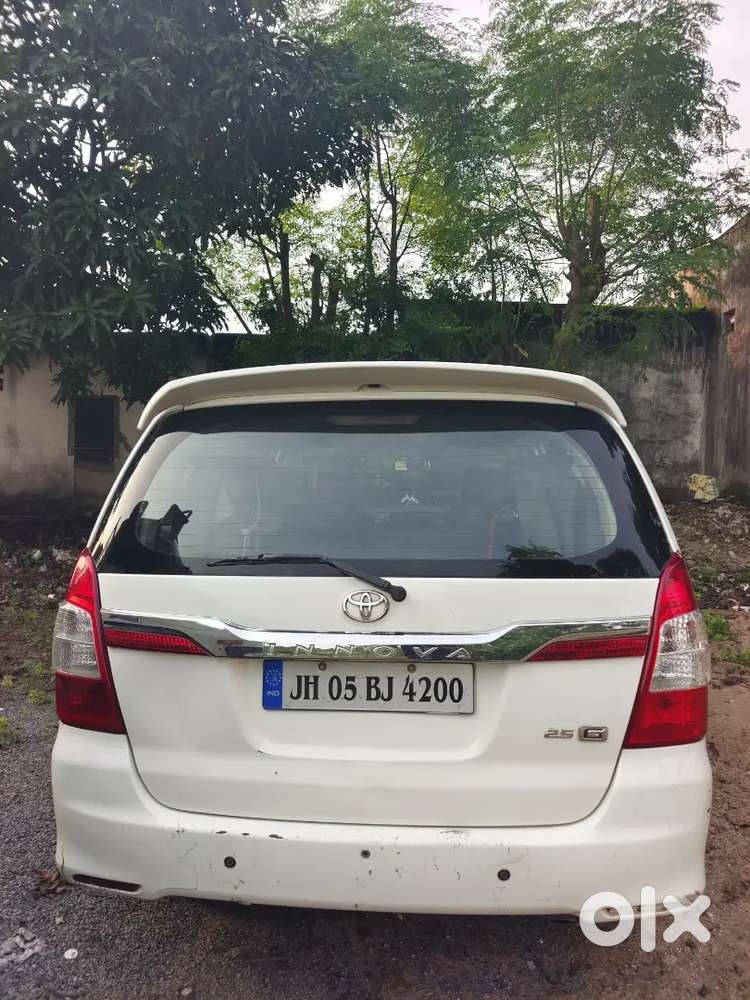 Toyota Innova 2.5 G 2015