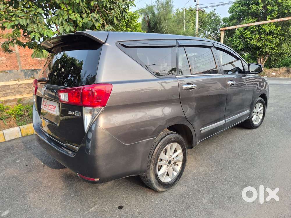 Toyota Innova Crysta 2.8 Gx At, 2017, Diesel