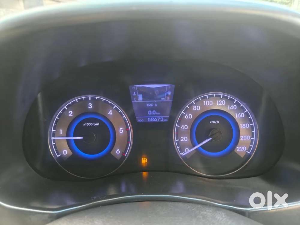 Hyundai Verna Fluidic 1.6 Crdi Sx Opt, 2015, Diesel