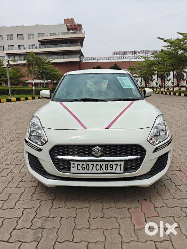 Maruti Suzuki Swift Vxi + Manual, 2023, Petrol