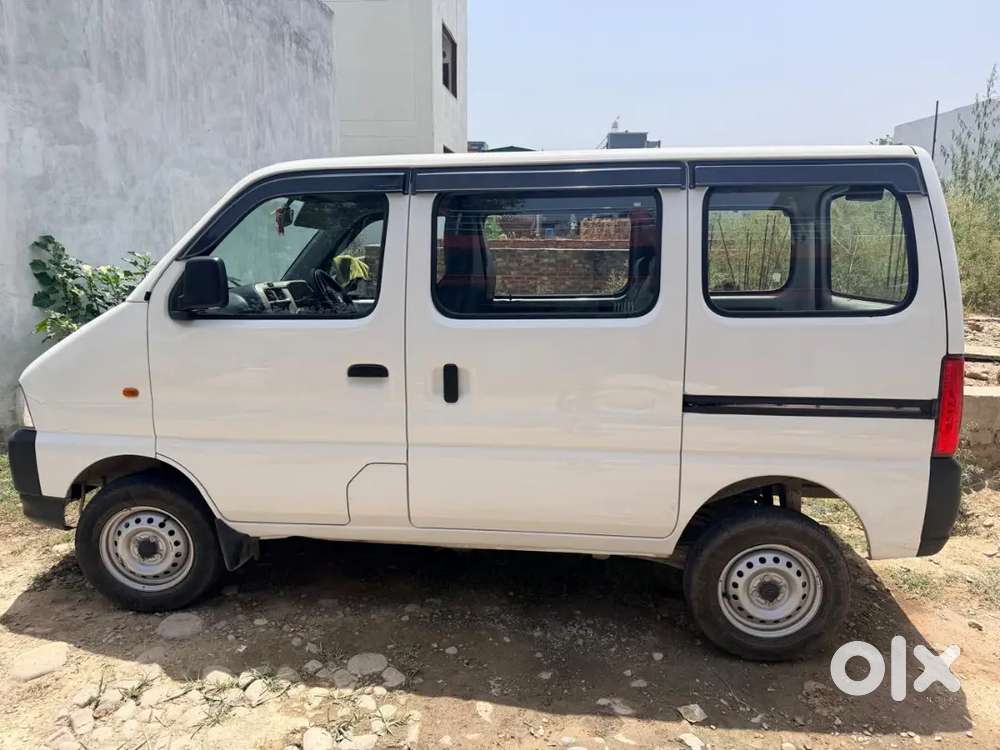 Maruti Suzuki Eeco Ac 2025