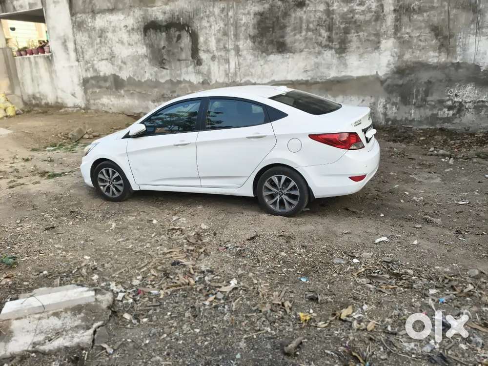 Hyundai Verna 2015 Diesel Well Maintained.