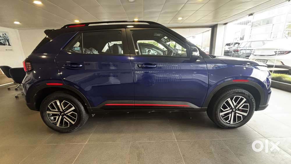 Hyundai Venue N Line N8 Dct Dual Tone, 2023, Petrol