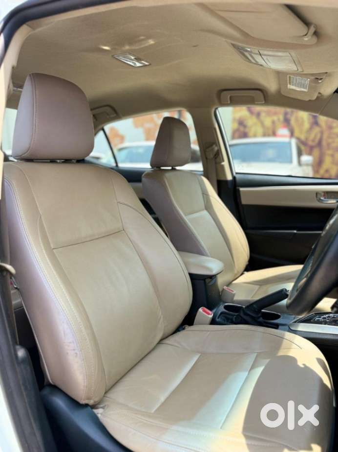 Toyota Corolla Altis 2013-2017 G At, 2016, Petrol