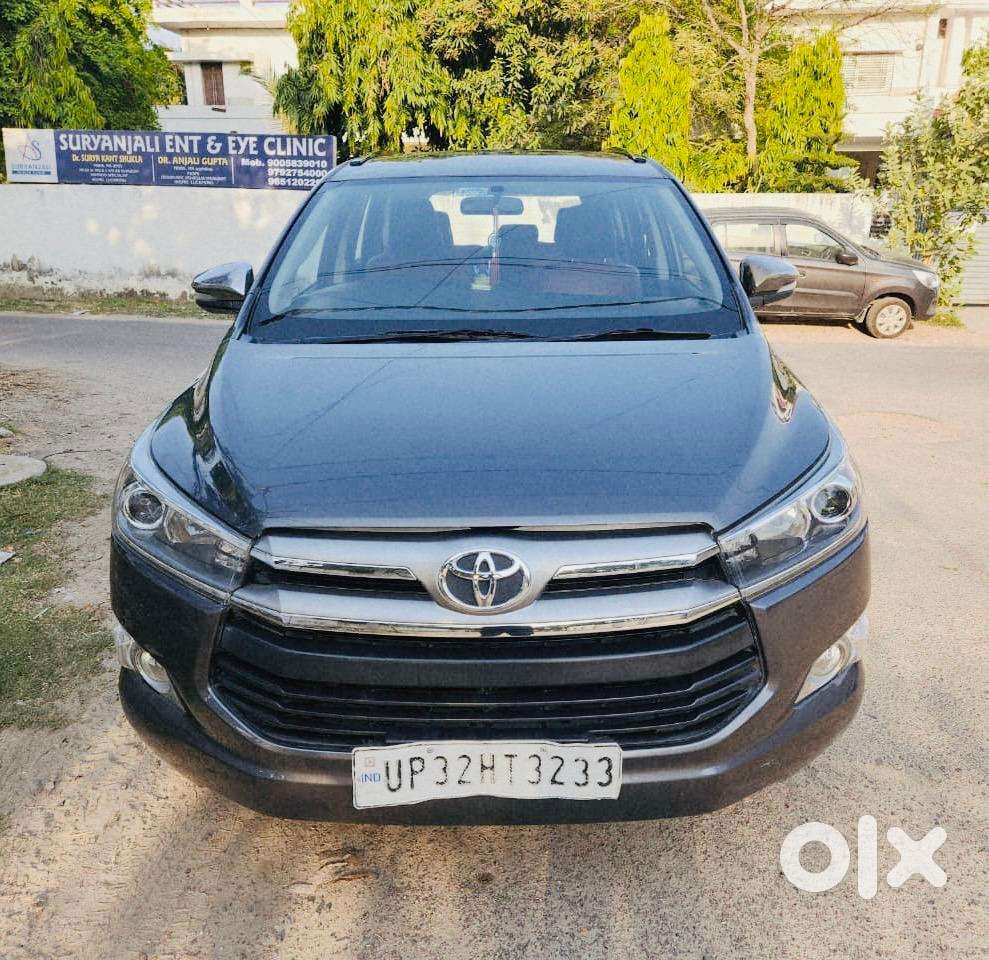 Toyota Innova Crysta 2.4 V 8 Str, 2017, Diesel