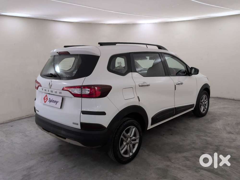 Renault Triber Rxz Easy-r Amt, 2022, Petrol