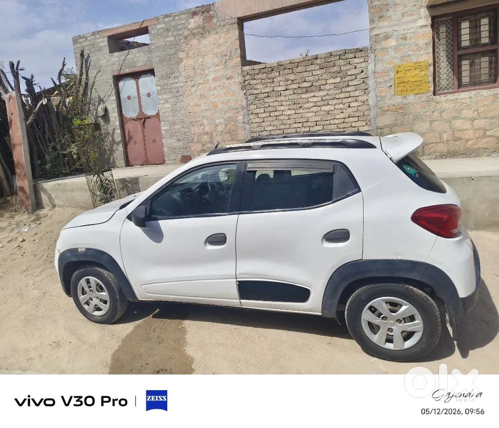 Kwid Car 2018. Model. 70000 Km Run. Argant Sale Karni Hai