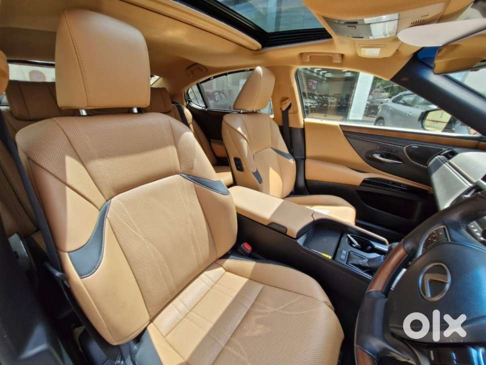 Lexus Es 300h Luxury, 2025, Petrol