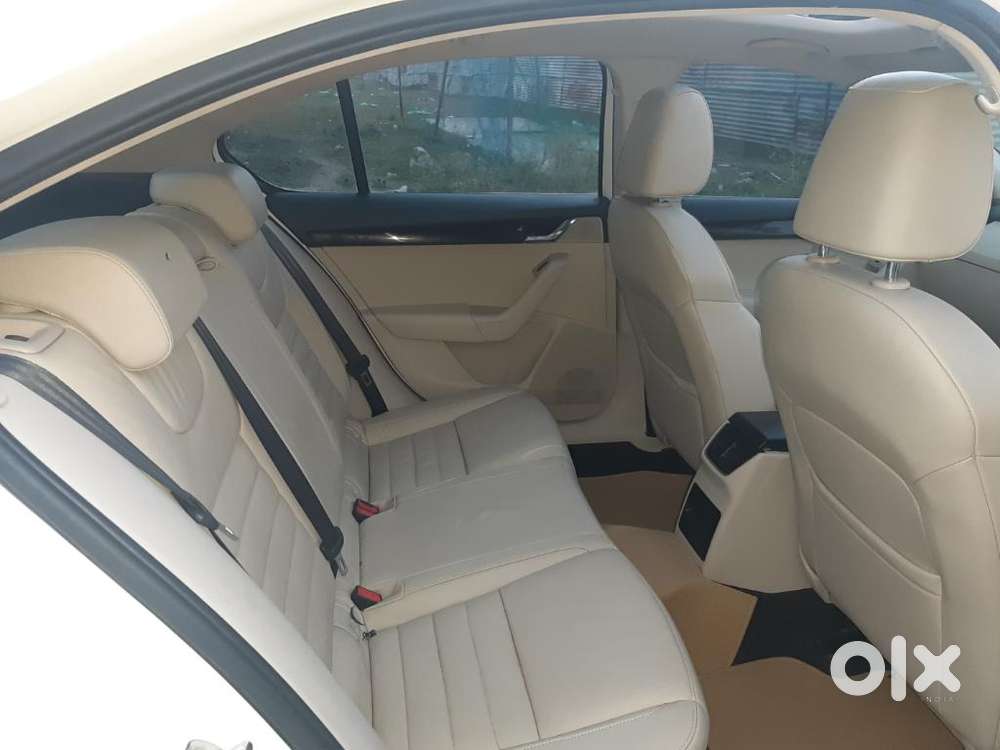 Skoda Octavia Elegance 2.0 Tdi Cr Automatic, 2015, Diesel