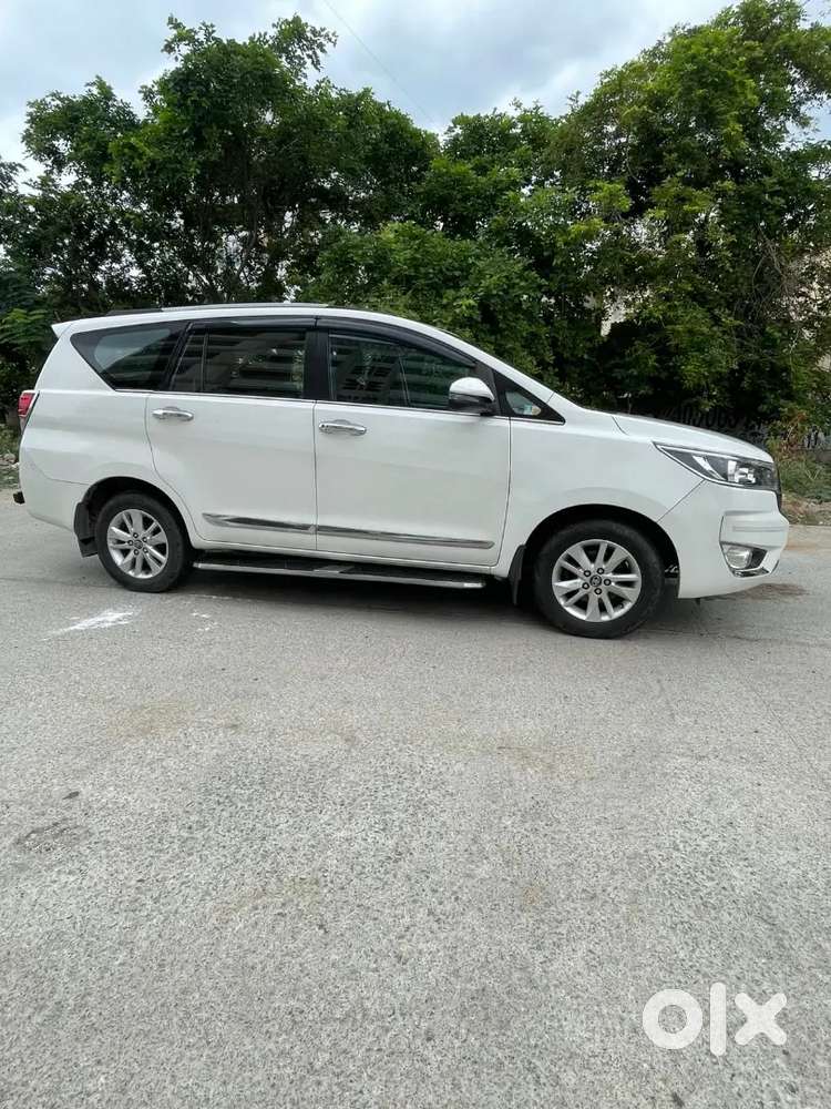 Toyota Innova Crysta 2018