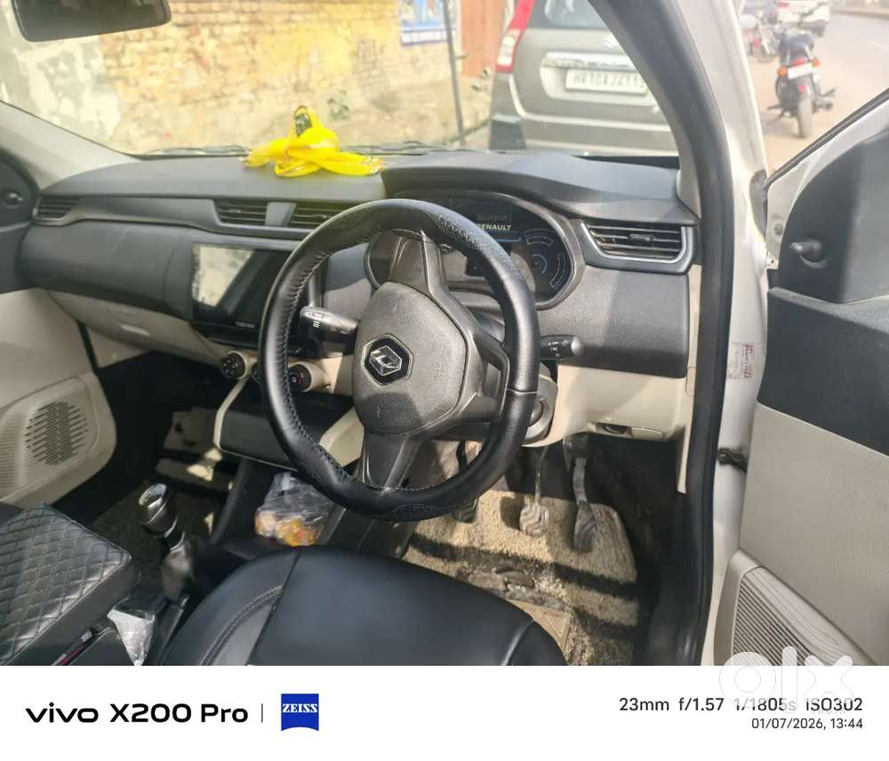 Renault Triber 2022 Petrol 64000 Km Driven