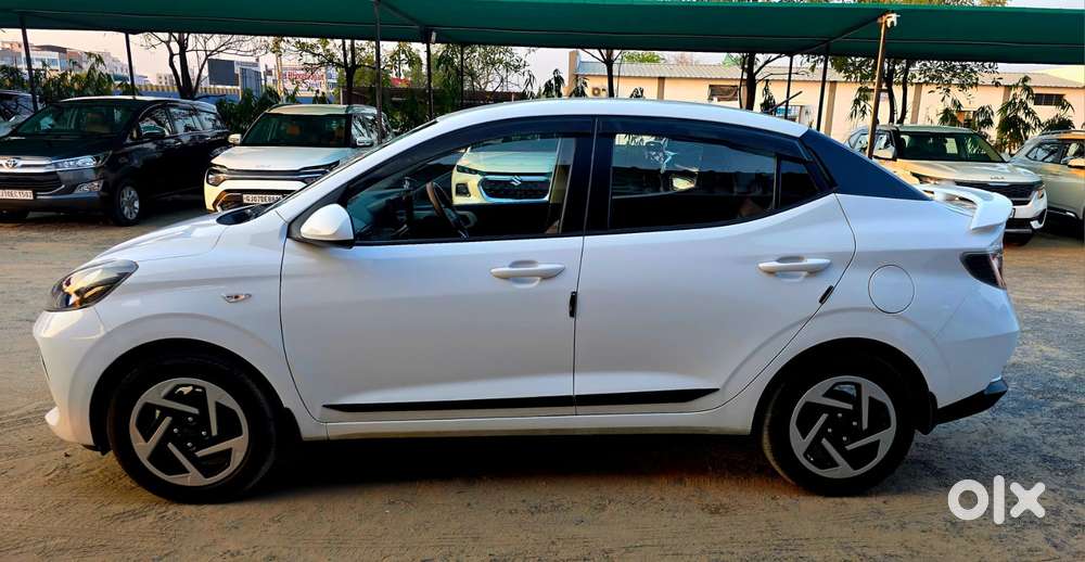 Hyundai Aura, 2023, Cng & Hybrids