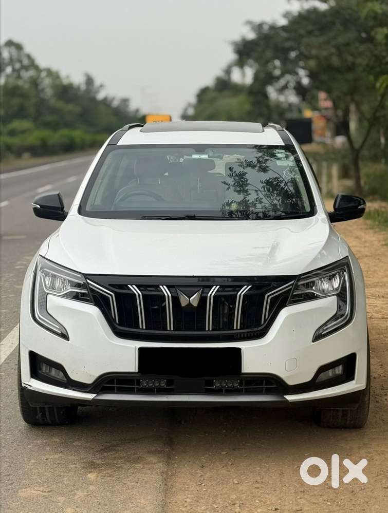 Mahindra Xuv700 2023 Ax5 Diesel Auto