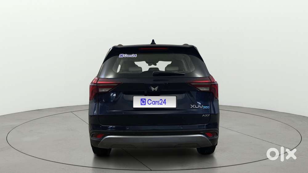 Mahindra Xuv700 2.0 Ax 7 Petrol Mt Str, 2021, Petrol