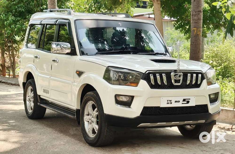 Mahindra Scorpio S10, 2015, Diesel