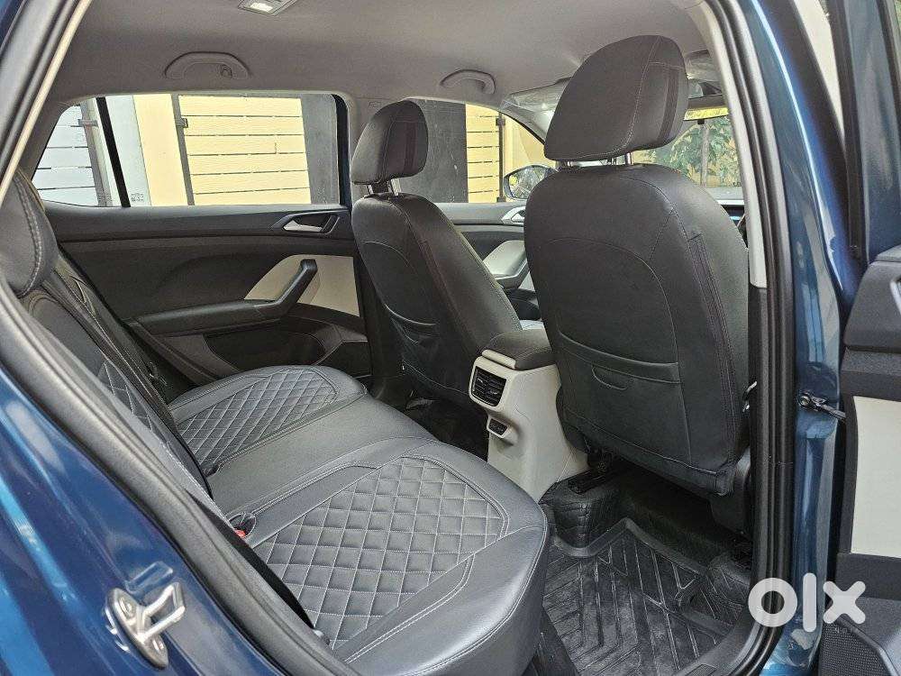 Volkswagen Taigun 1.0 Tsi Highline At, 2024, Petrol