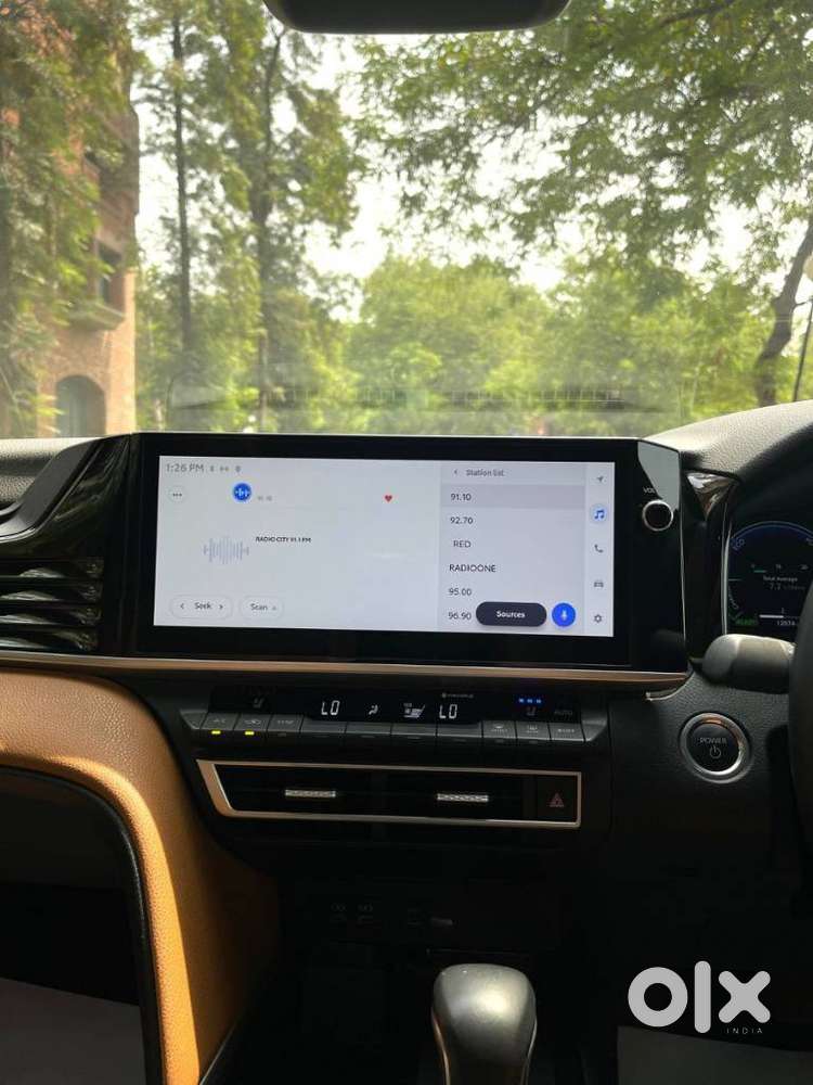 Toyota Camry 2.5 Hybrid, 2025, Petrol