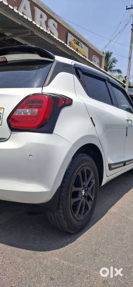 Maruti Suzuki Swift 2018 Zxi, 2019, Petrol
