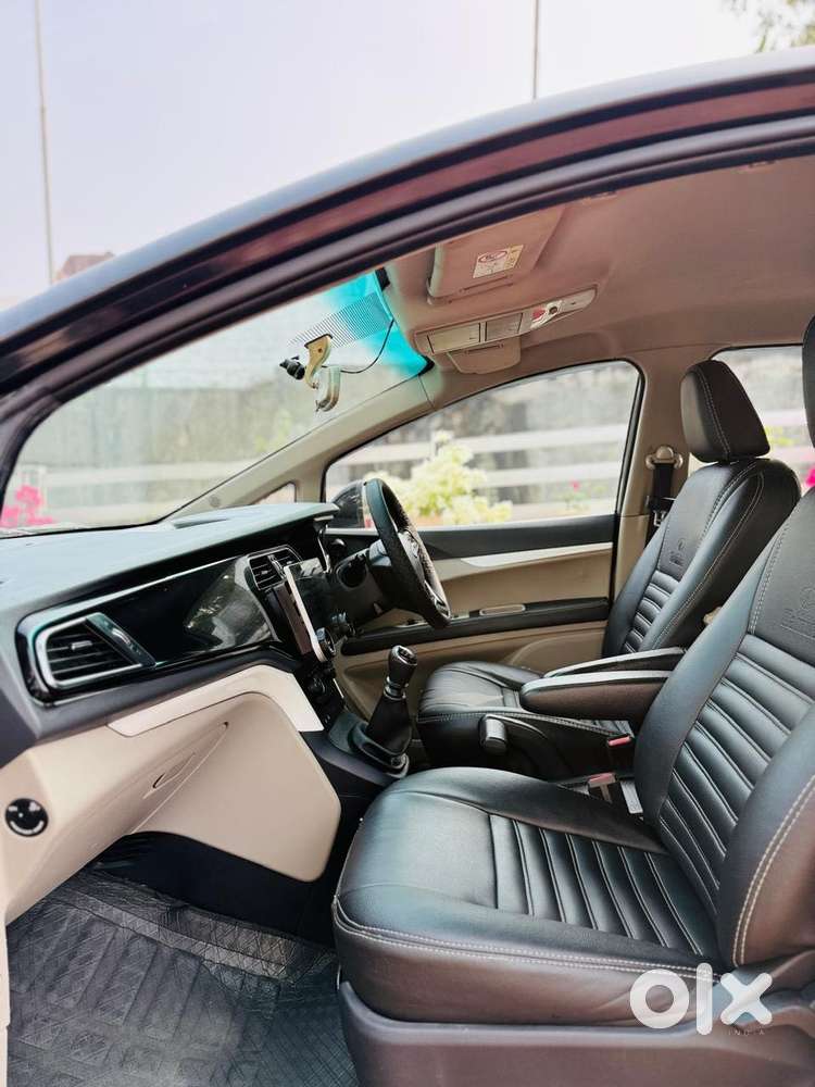Mahindra Marazzo M6 8str, 2019, Diesel