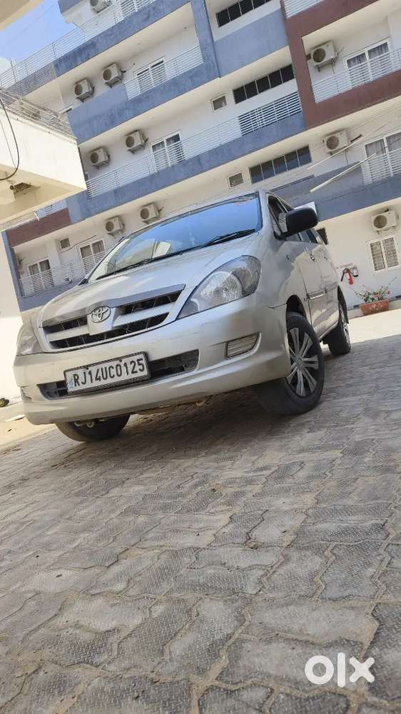 Toyota Innova 2007 Diesel 300000 Km Driven