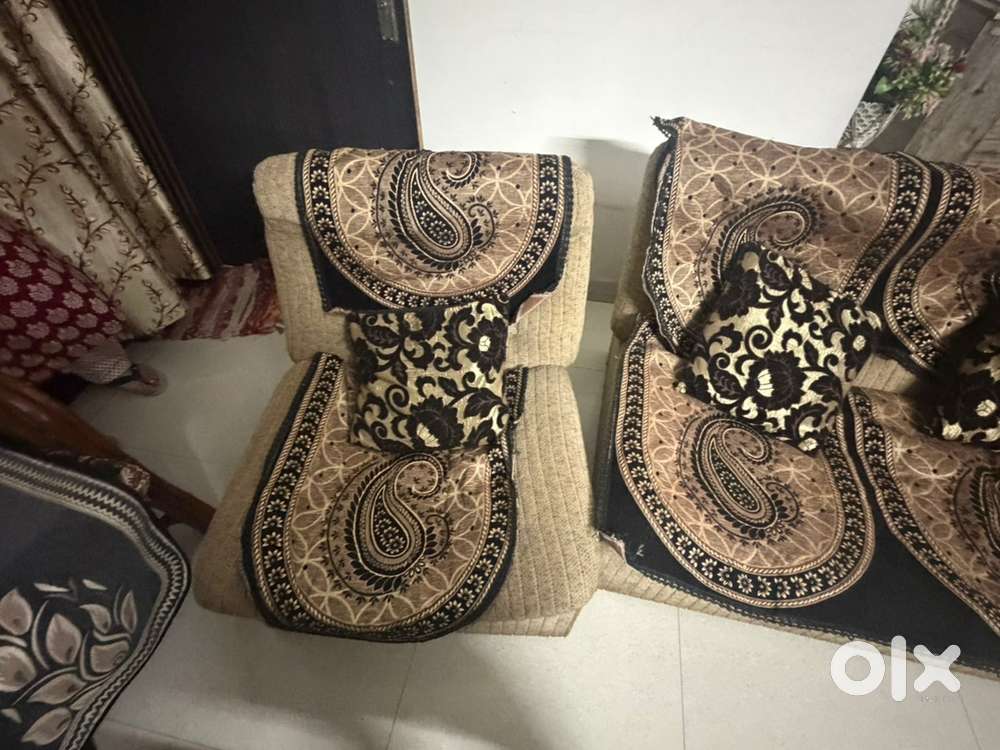5 seather sofa
