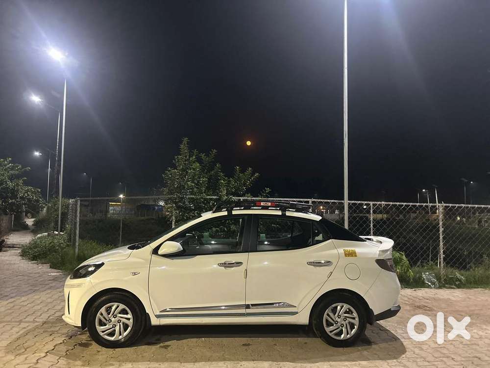 Hyundai Aura 2022 Cng & Hybrids 136000 Km Driven