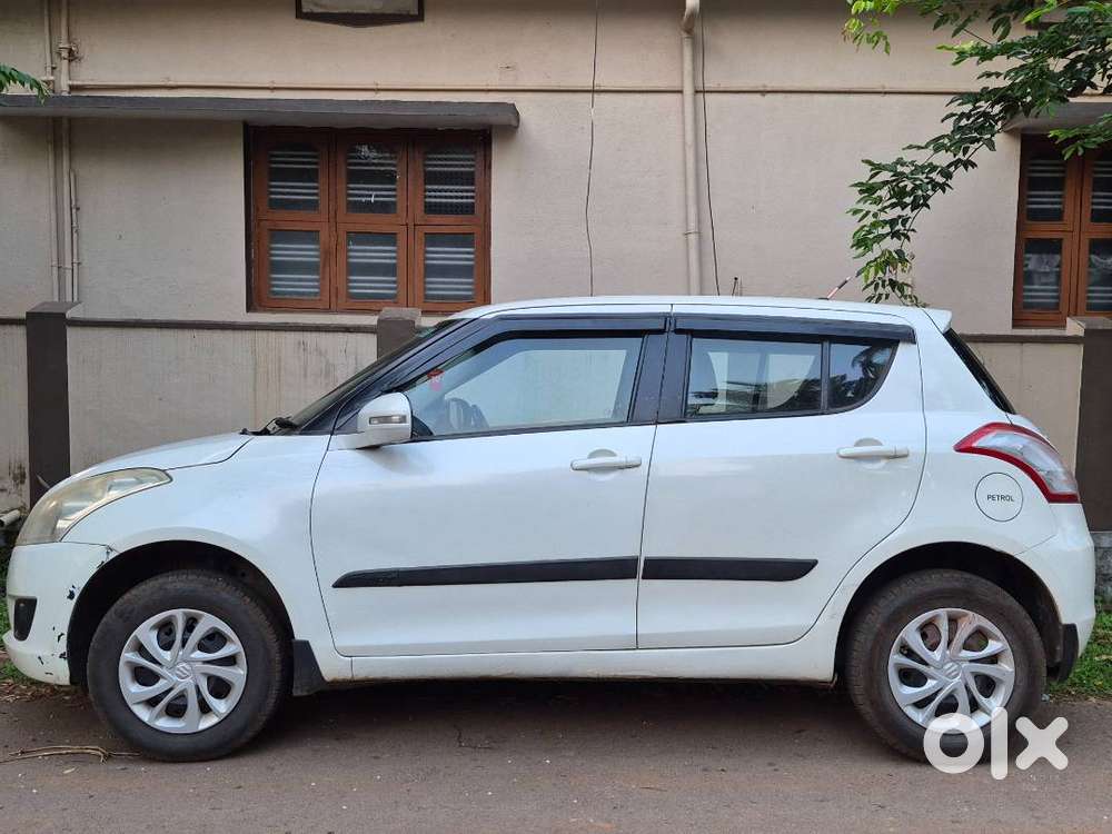 Maruti Swift Vxi 2011
