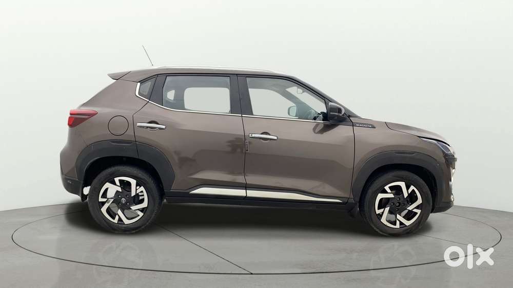Nissan Magnite 1.0 Xv Premium Turbo Cvt, 2021, Petrol