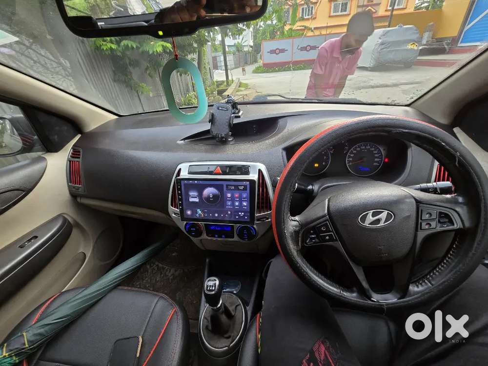 Hyundai I20 Petrol Manual 2012