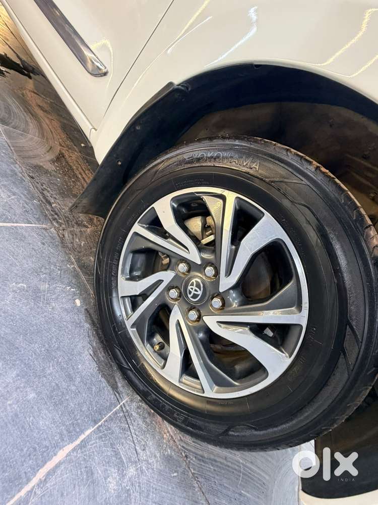 Toyota Innova Crysta 2.4 G Mt 8s, 2021, Diesel
