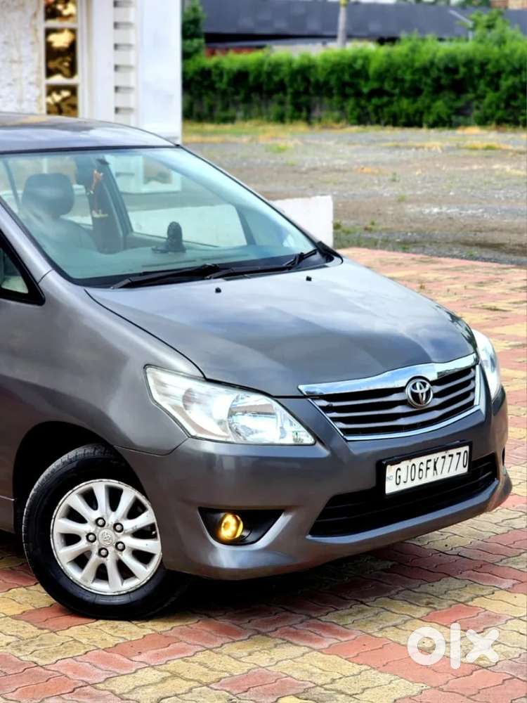 Toyota Innova 2.5 Gx 8 Str Bsiv, 2012, Diesel