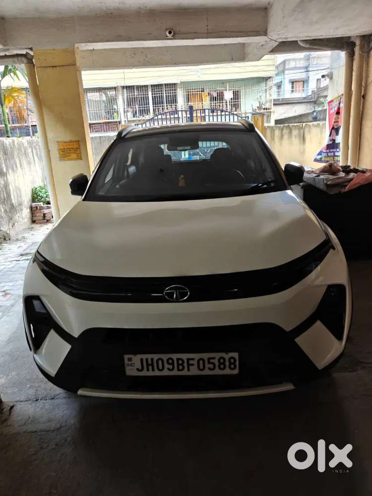 @t Bokaro Nexon Creative Plus Dt 2024 Diesel , Sunroof, Top Model