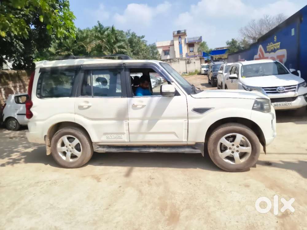 Mahindra Scorpio, 2017, Diesel