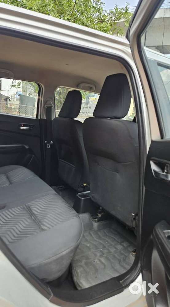 Maruti Suzuki Swift Vxi + Manual, 2021, Petrol