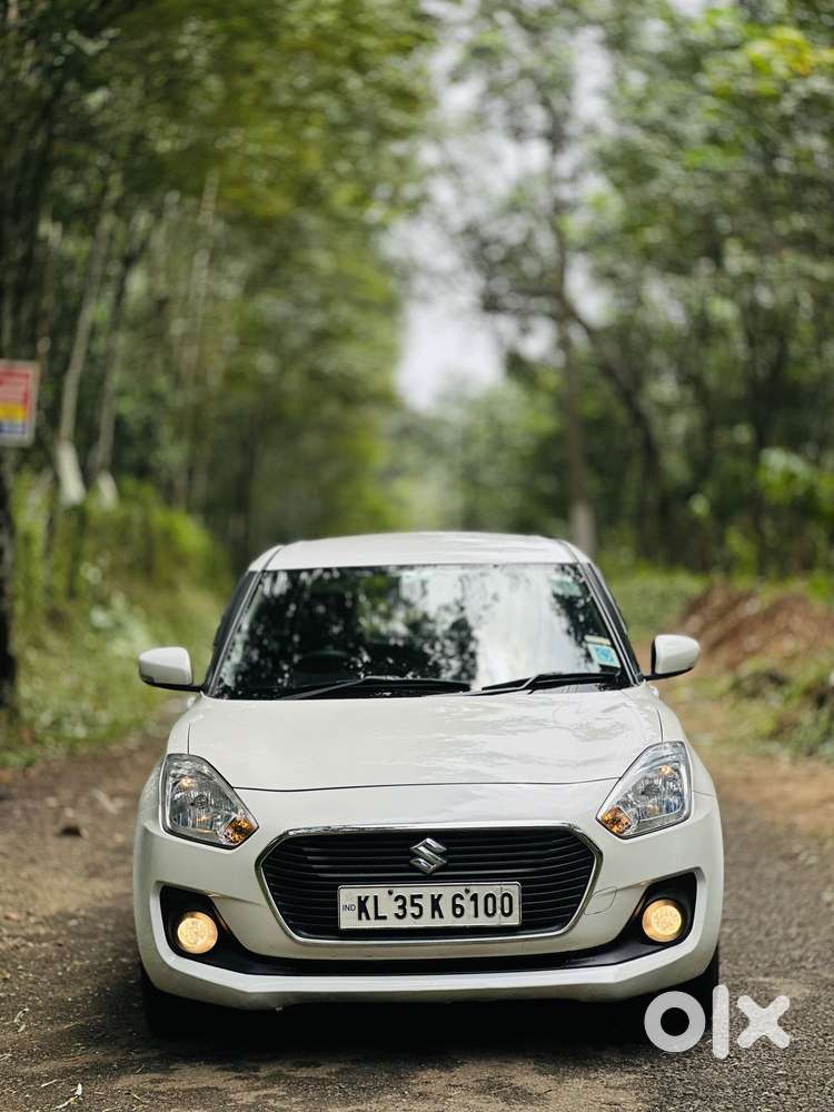 Maruti Suzuki Swift Vxi + Manual, 2020, Petrol