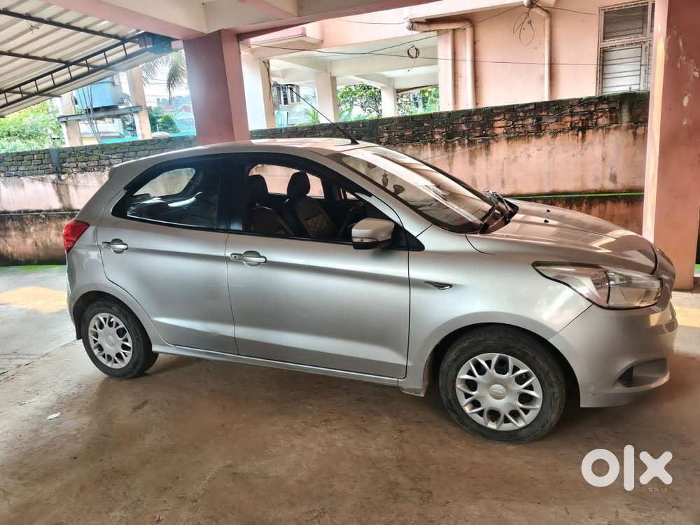 Ford Figo Petrol Titanium, 2016, Petrol