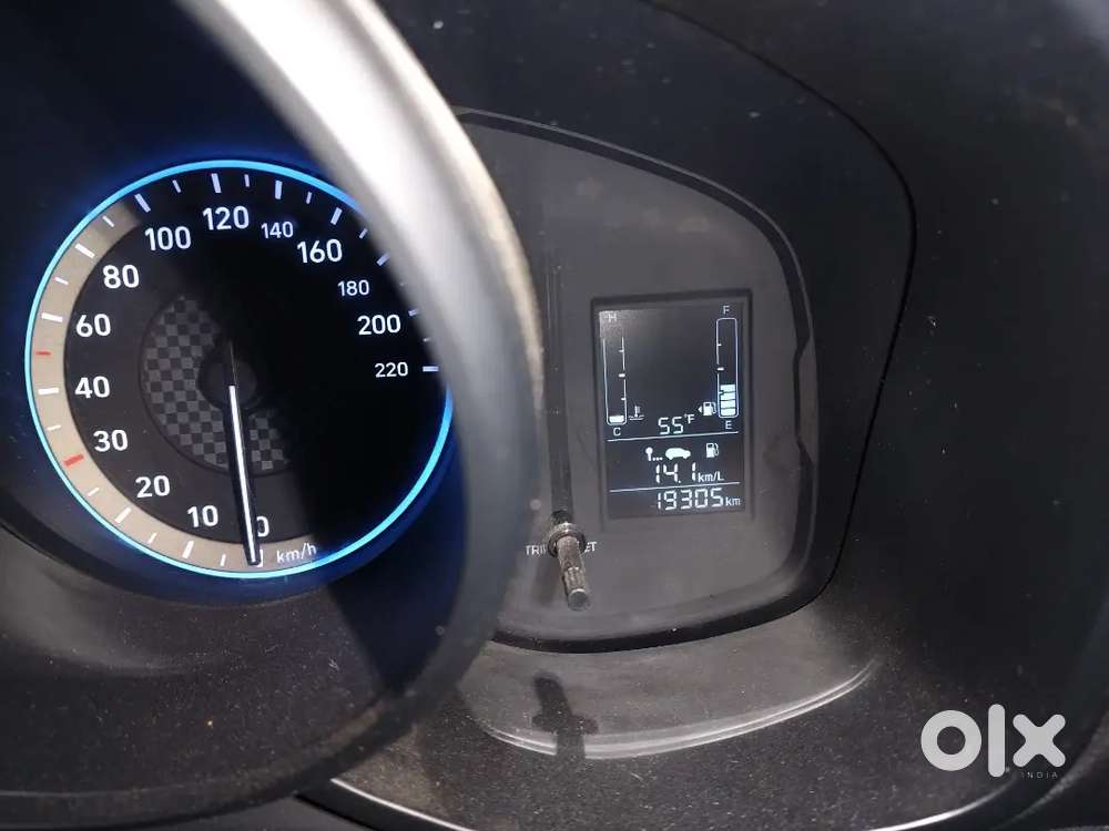 Hyundai Venue 2021 Petrol 20000 Km Driven