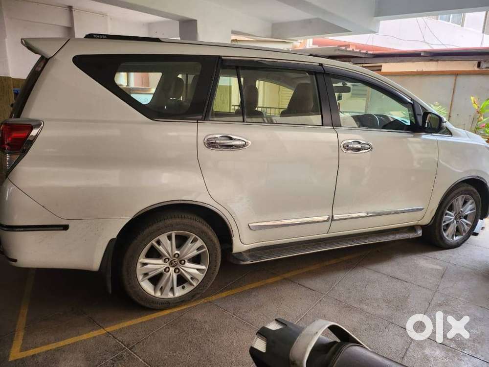Toyota Innova Crysta 2019 Diesel Well Maintained
