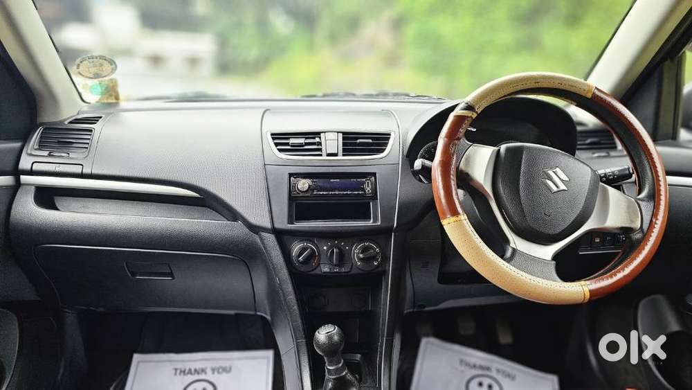 Maruti Suzuki Swift Vxi + Manual, 2012, Petrol