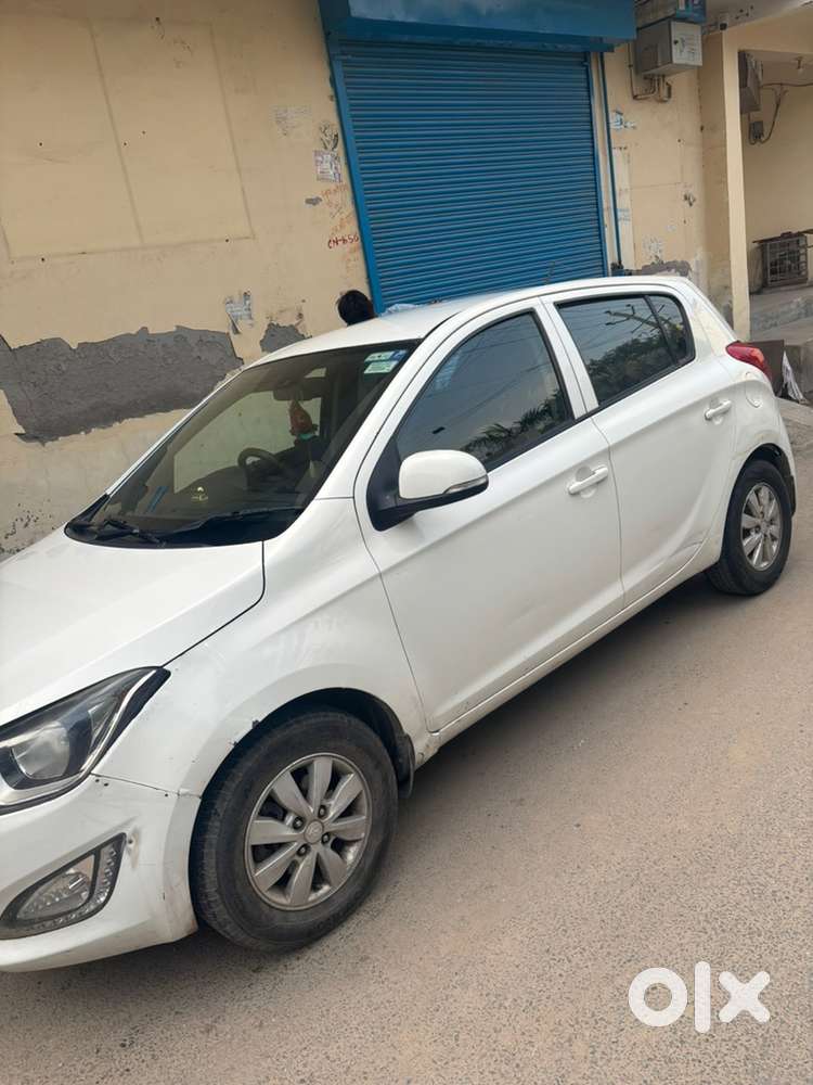 Hyundai I20 Sportz 2013 Petrol