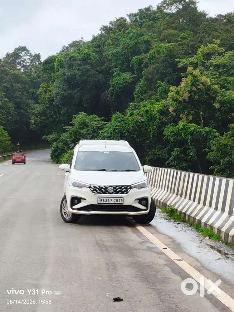 Maruti Ertiga Vxi 2024