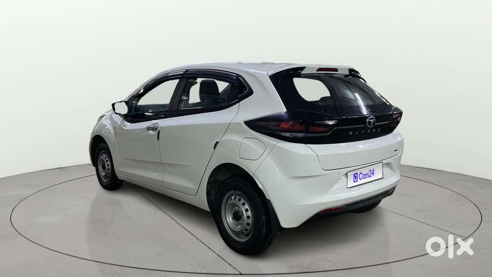 Tata Altroz Xe Cng, 2024, Cng & Hybrids