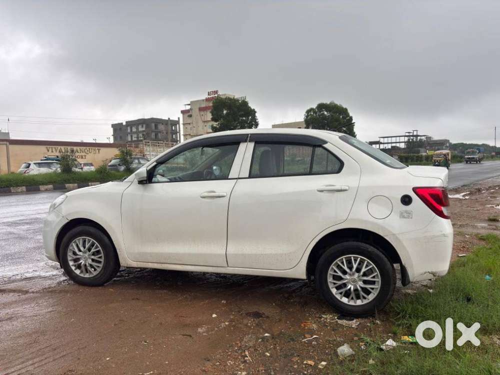 Maruti Suzuki Dzire 1.2 Vxi Cng, 2024, Cng & Hybrids